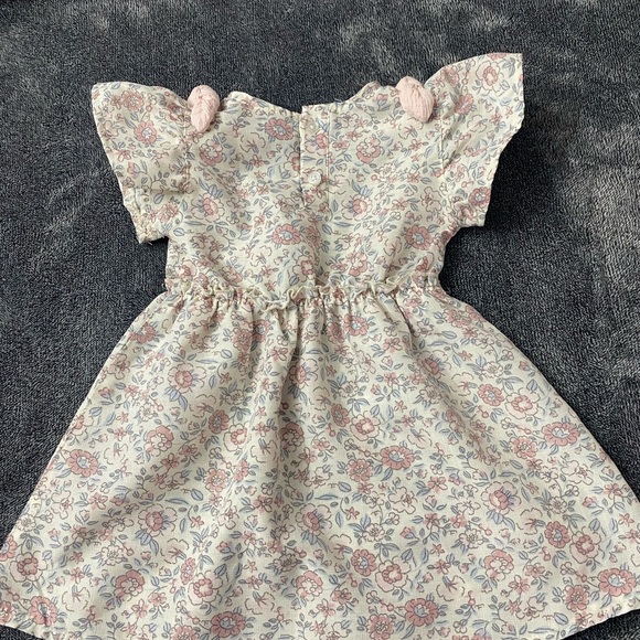 Nicole Miller Floral Kids Dress with Pink and Cream Accents - Picture 3 of 6